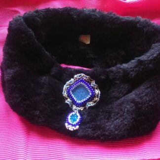 Renaissance style faux head band / collar black